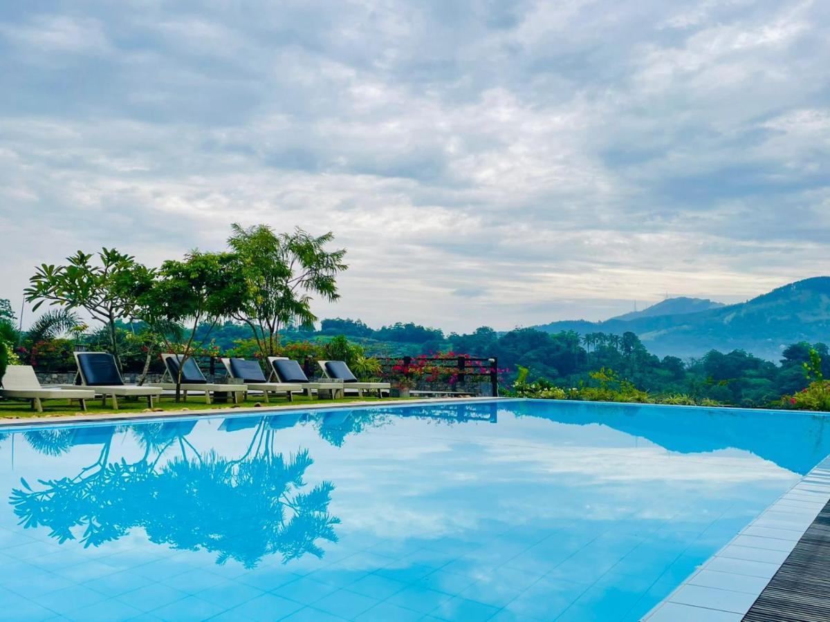 Elegant Hotel Kandy Ngoại thất bức ảnh