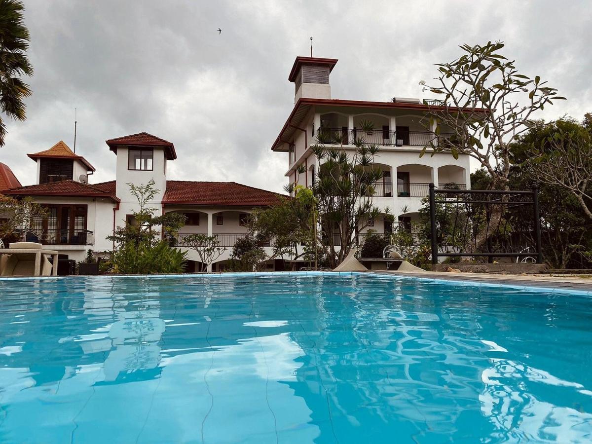 Elegant Hotel Kandy Ngoại thất bức ảnh