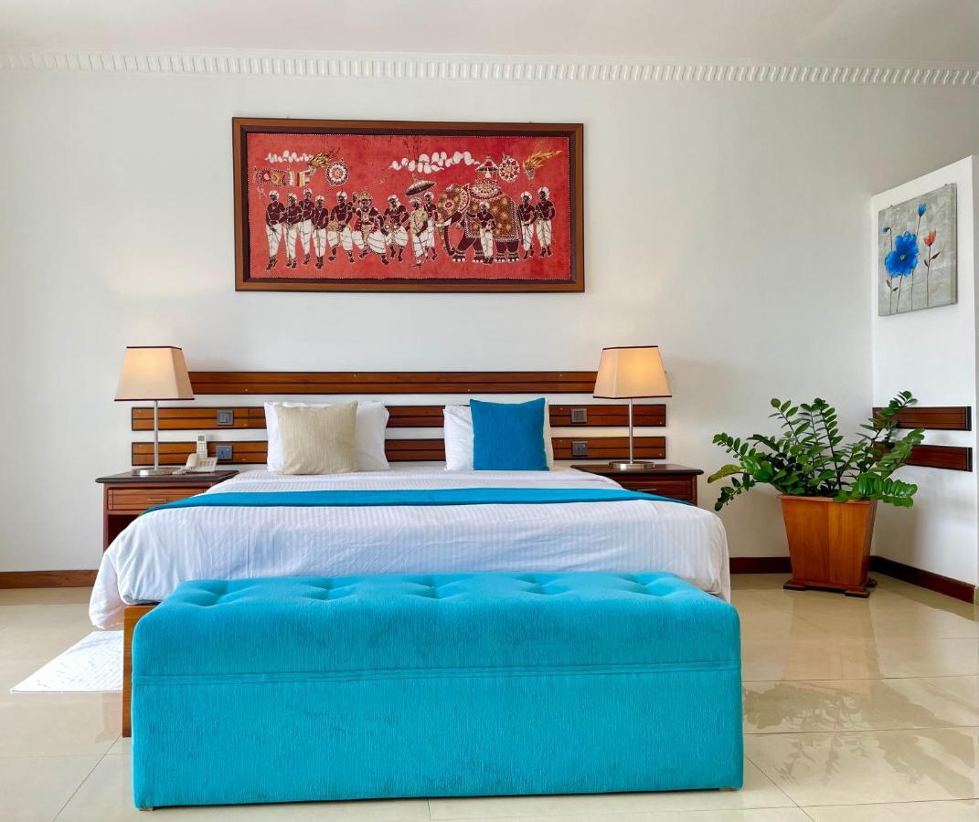 Elegant Hotel Kandy Ngoại thất bức ảnh
