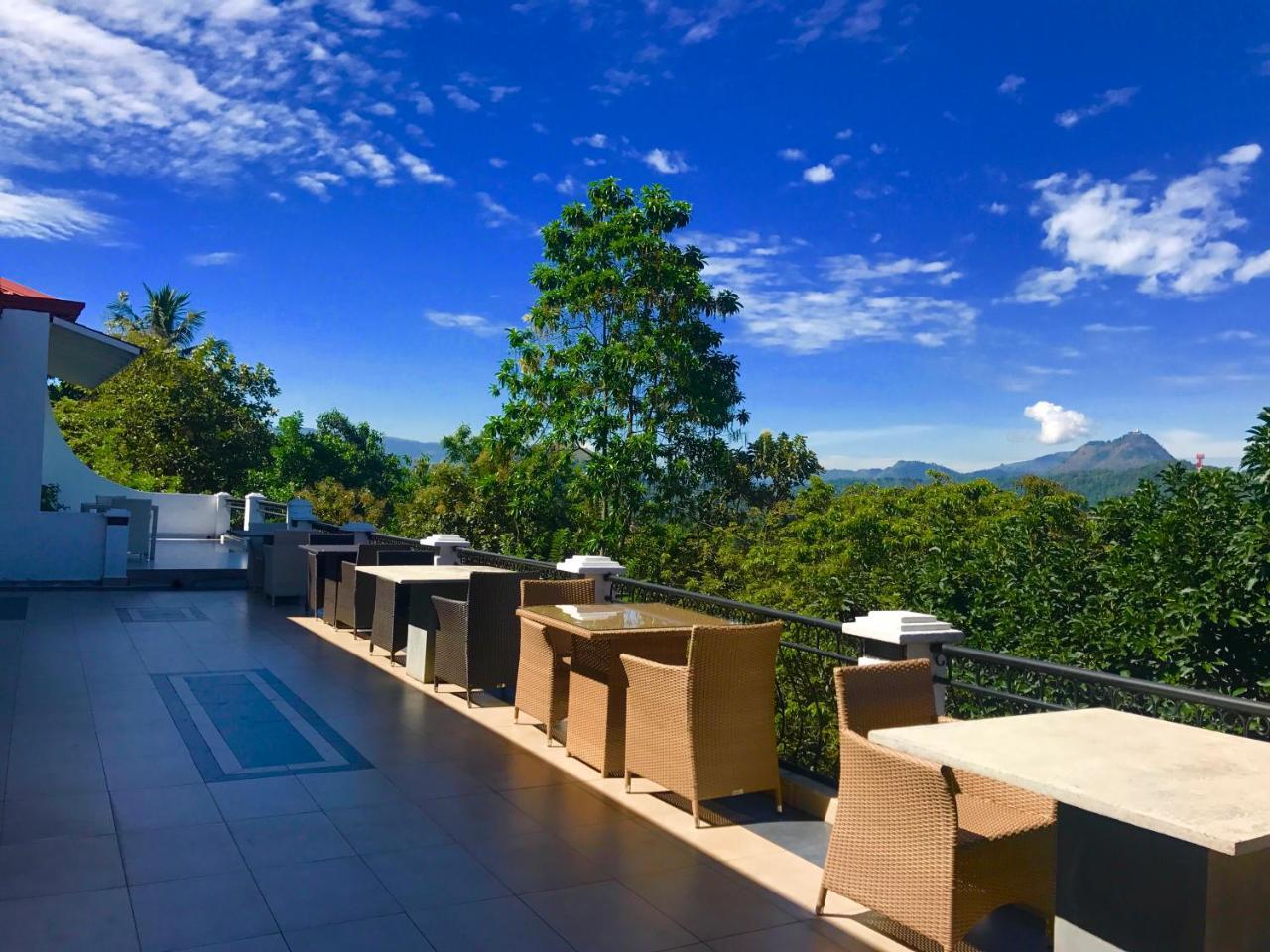 Elegant Hotel Kandy Ngoại thất bức ảnh
