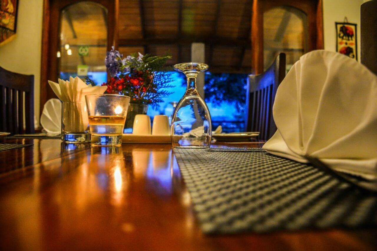 Elegant Hotel Kandy Ngoại thất bức ảnh